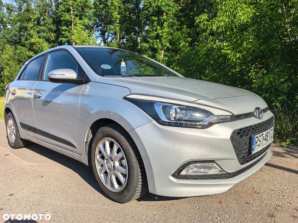 Hyundai i20 1.2 YES Silver - 2