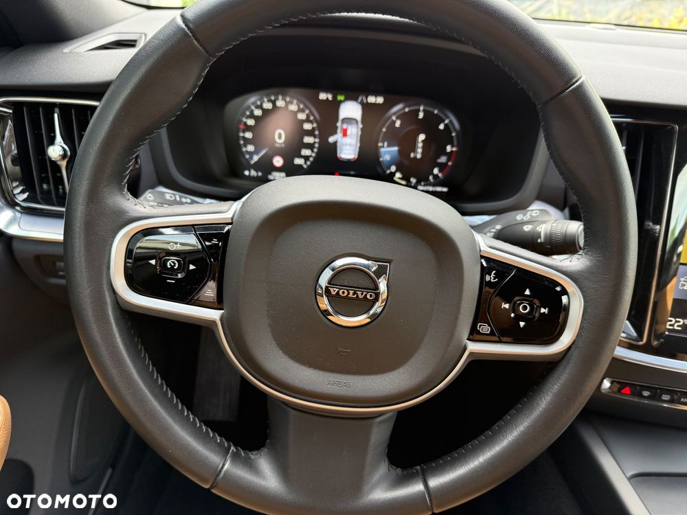 Volvo V60 Cross Country D4 AWD Geartronic Pro - 36