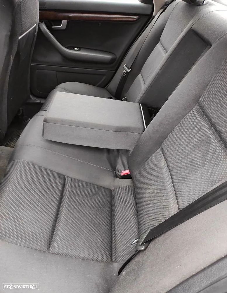 Audi A4 Avant 1.9 TDI m5 - 4