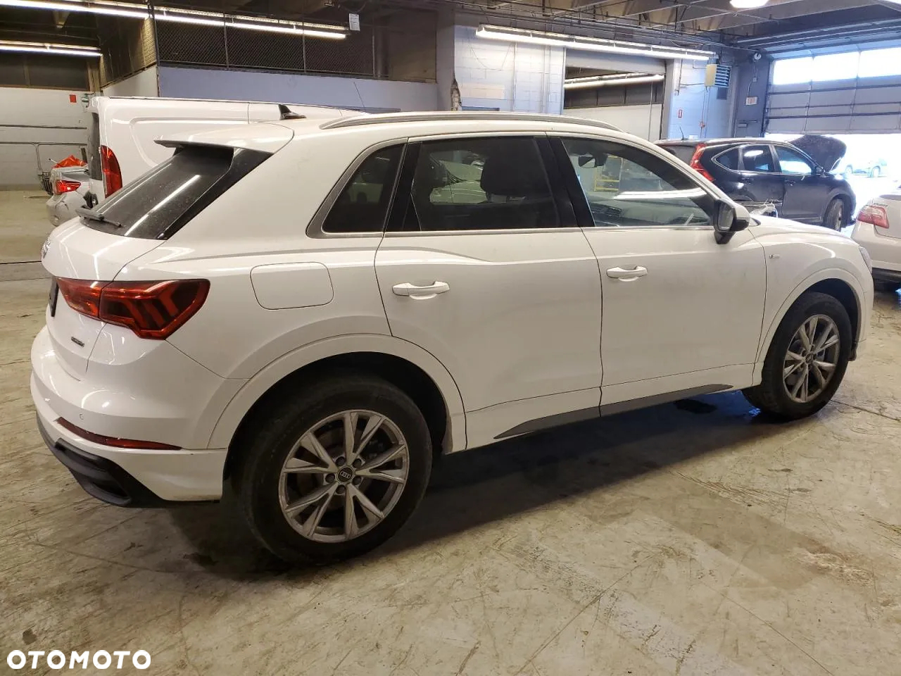 Audi Q3 45 TFSI Quattro S tronic - 4