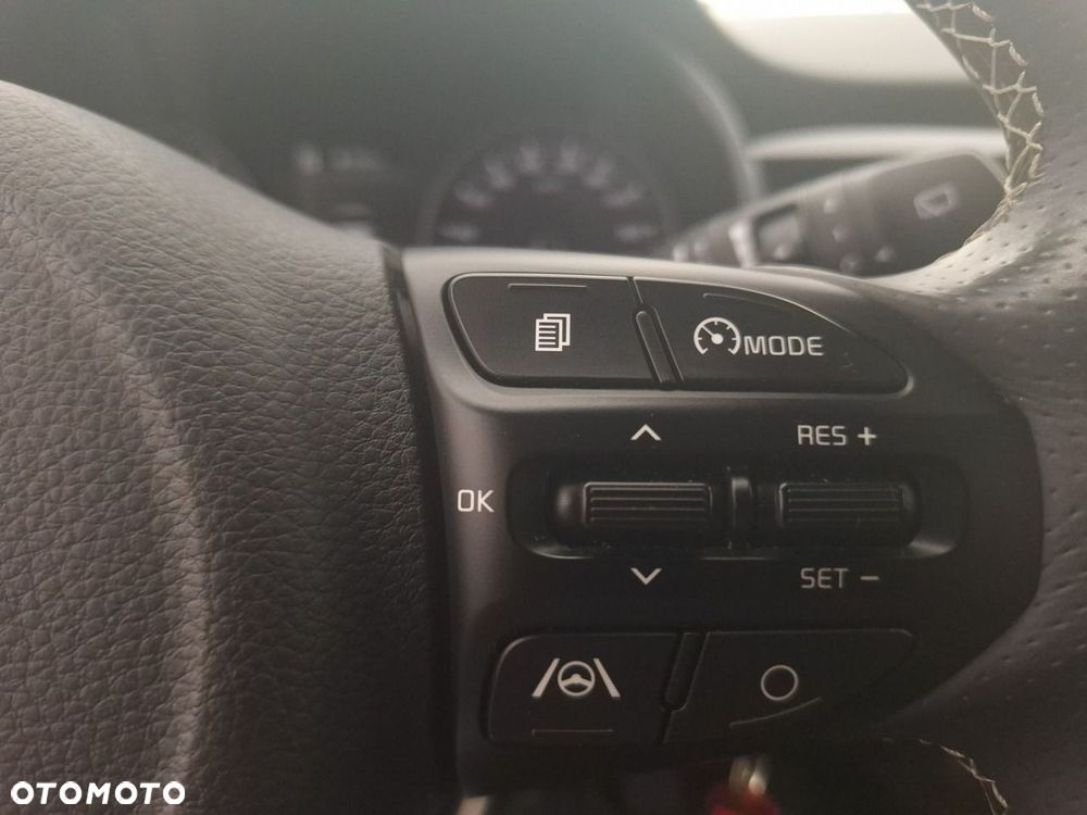 Kia Stonic 1.0 T-GDI L - 17