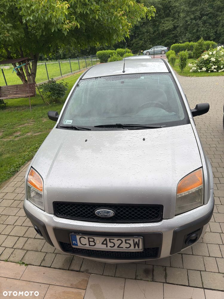 Ford Fusion - 3