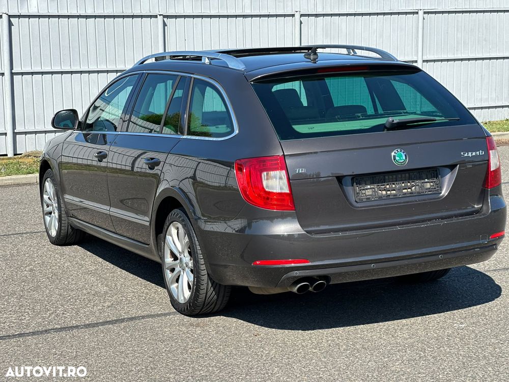 Skoda Superb 2.0 TDI Elegance DSG - 3