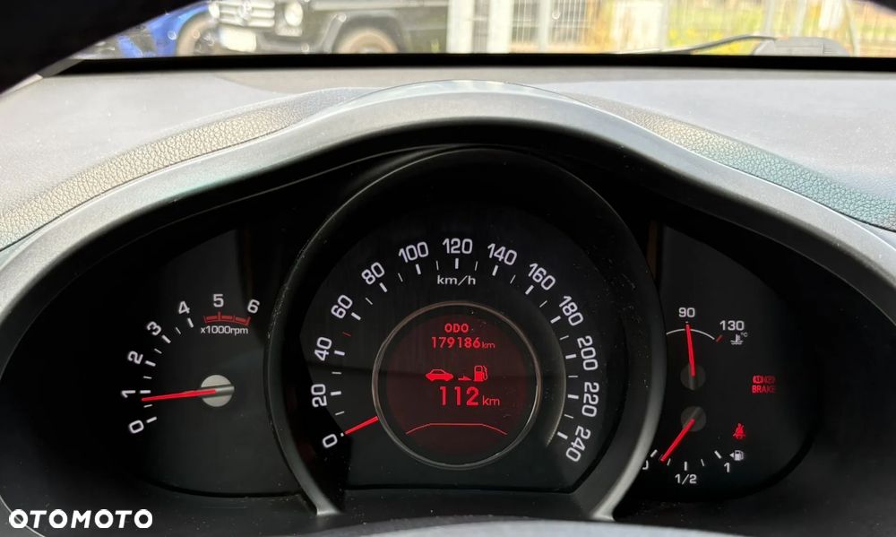 Kia Sportage - 15