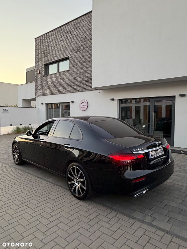Mercedes-Benz Klasa E 220 d 4-Matic Avantgarde - 26