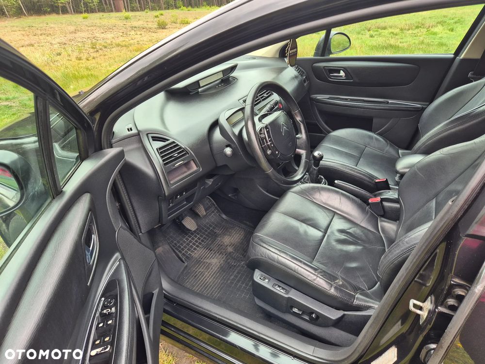 Citroën C4 1.6 HDi Style - 12