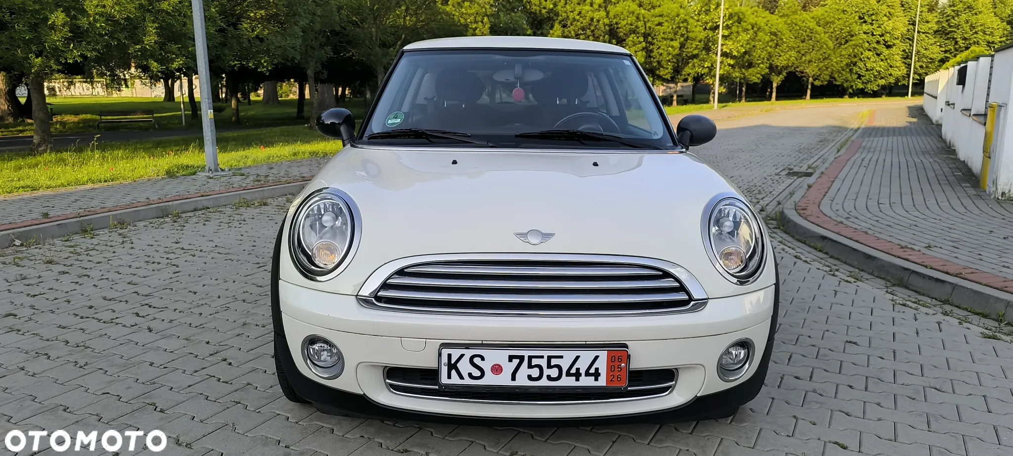 MINI ONE Standard - 33