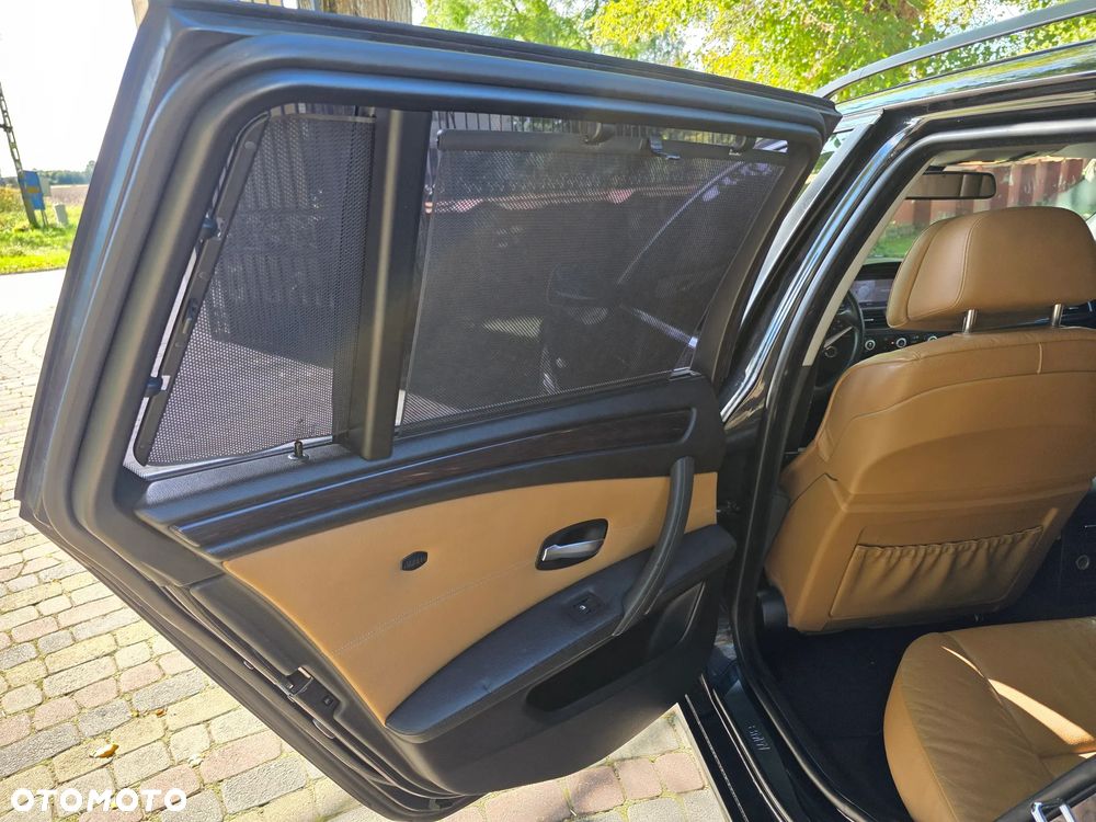 BMW Seria 5 535d - 15