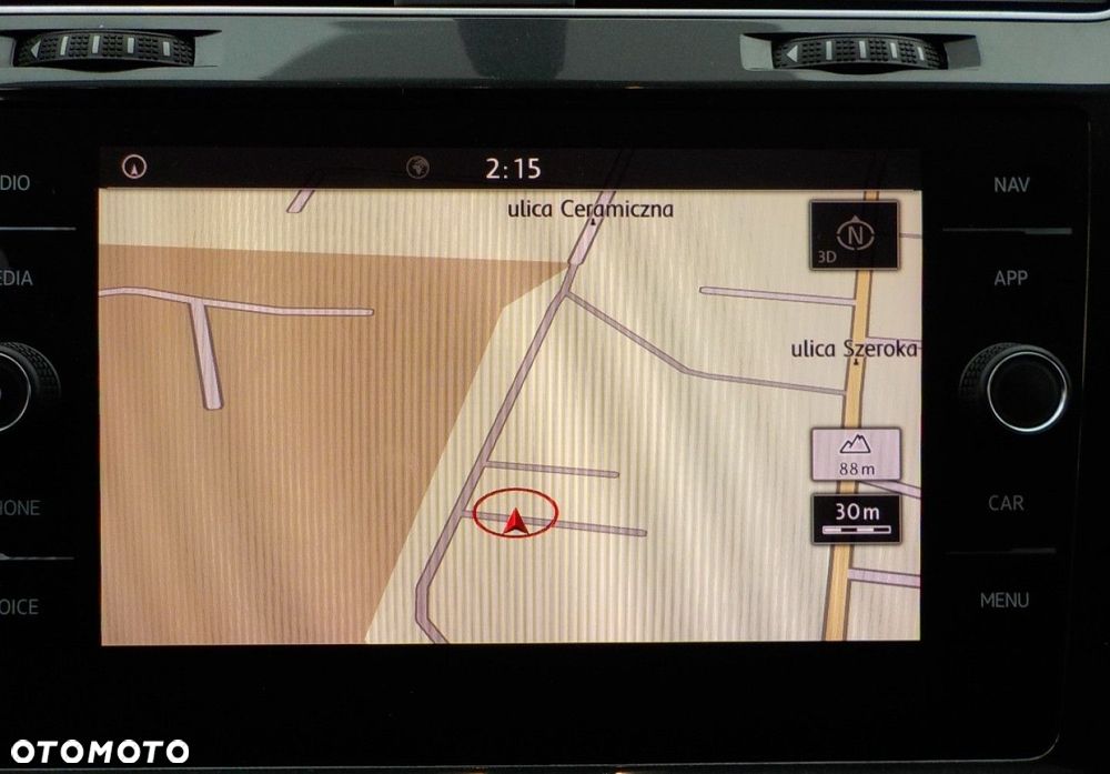 Volkswagen Golf - 27