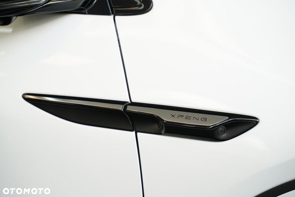 XPeng G6 - 23