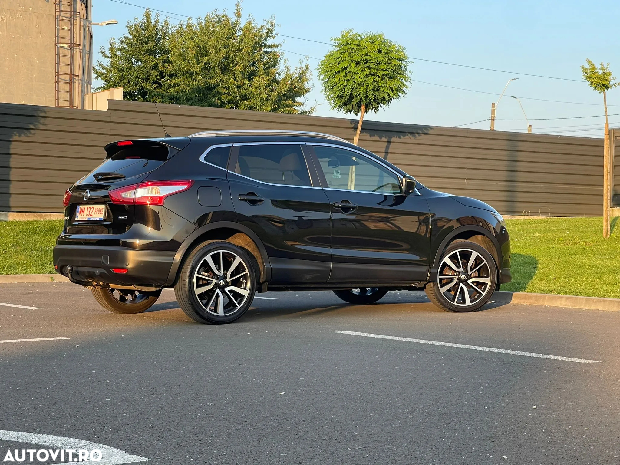Nissan Qashqai 1.5 DCI TEKNA+ - 16