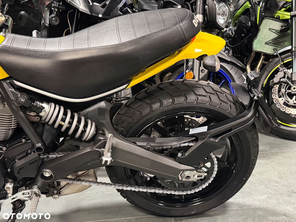 Ducati Scrambler - 33