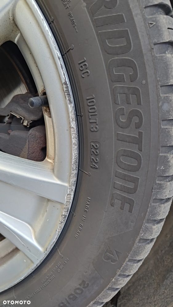 Toyota Verso 2.0 D-4D - 19