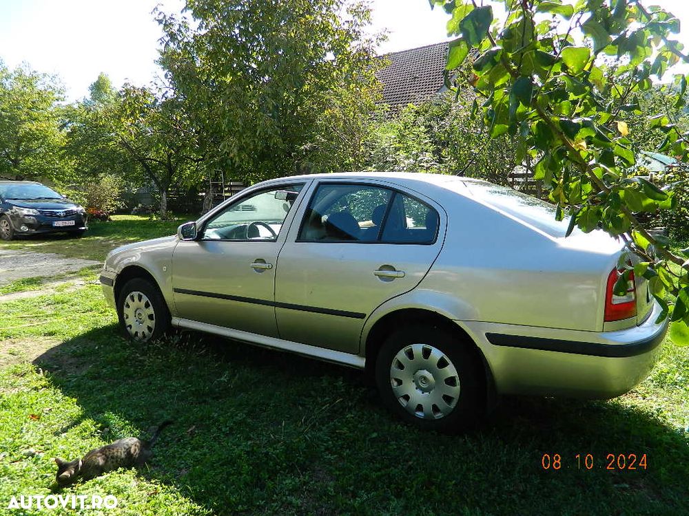 Skoda Octavia Tour 1.6 - 2