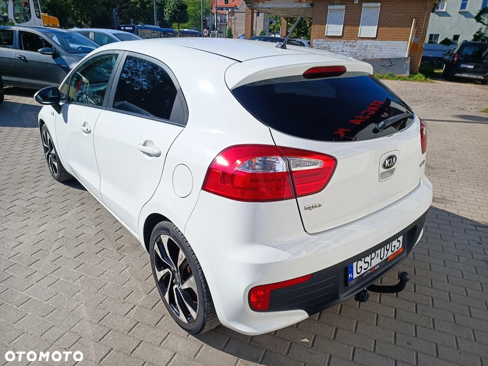 Kia Rio 1.2 Attract - 5