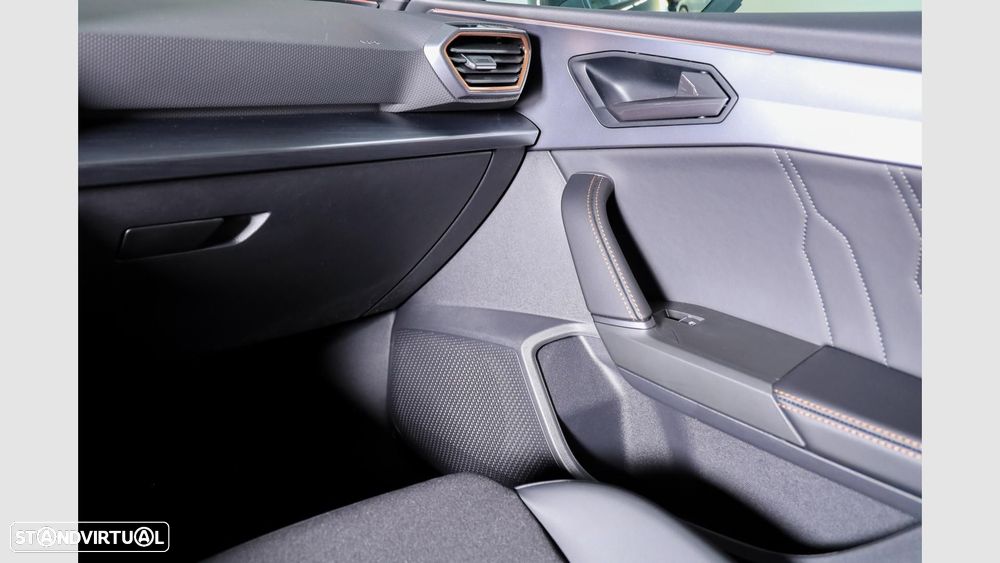 Cupra Leon ST 1.5 eTSI DSG - 17