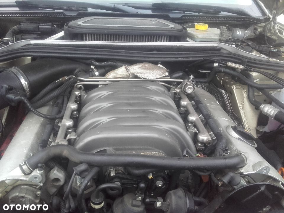 Silnik na częsci 4.2 V8  BFM AUDI A8 D3