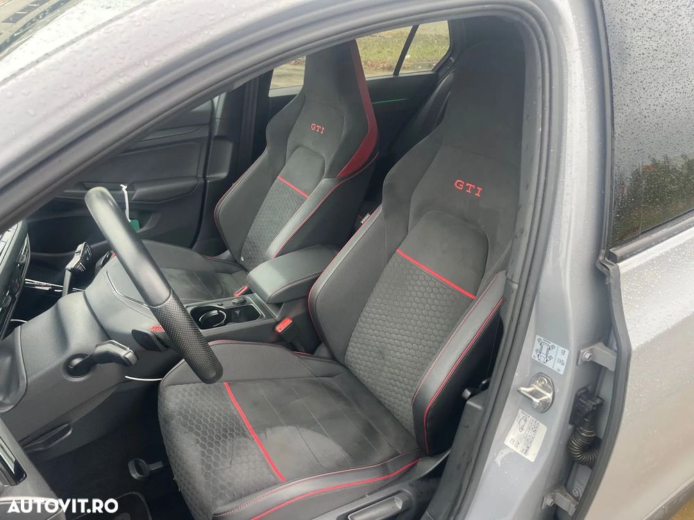 Volkswagen Golf - 7
