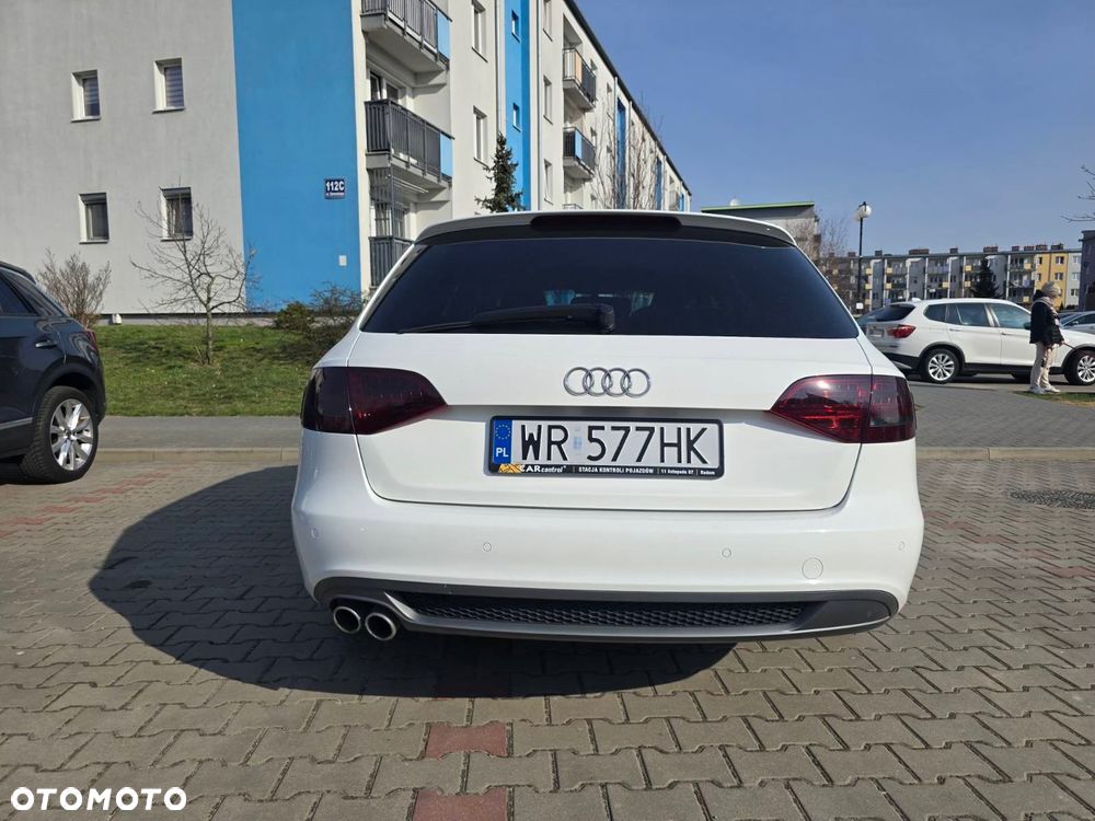 Audi A4 Avant 2.0 TDI - 14