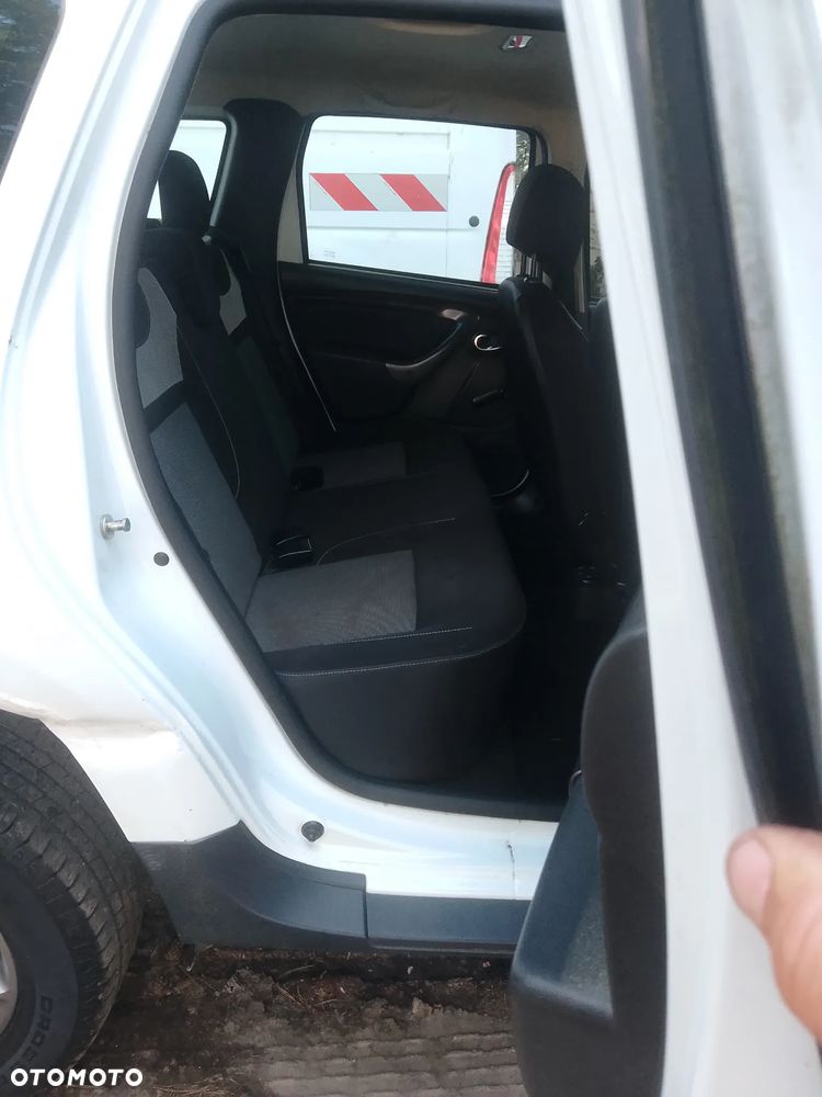 Dacia Duster 1.5 dCi Celebration S&S EU6 - 8