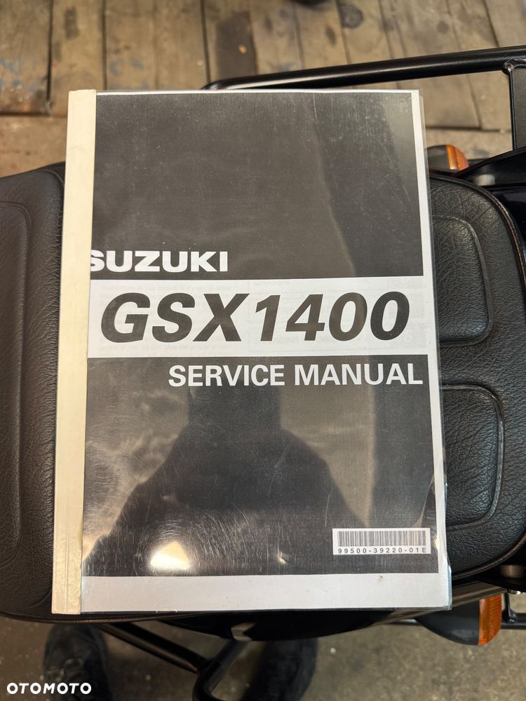 Suzuki GSX - 11