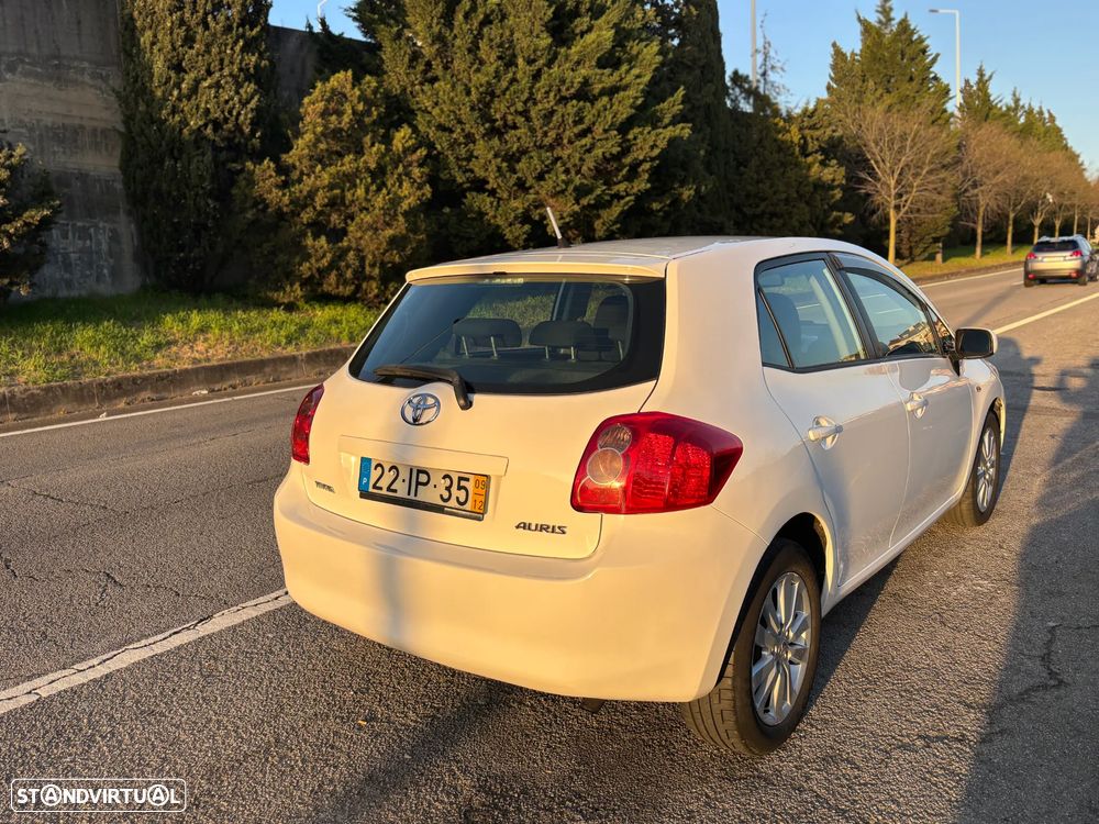 Toyota Auris 1.4 D-4D AC - 2