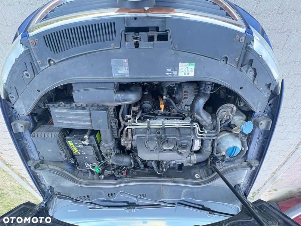 Volkswagen Passat 1.9 TDI Individual - 19