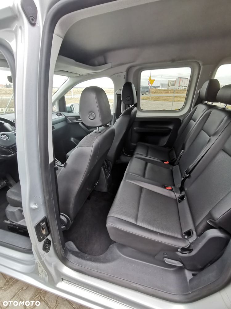 Volkswagen Caddy 2.0 TDI Comfortline DSG - 13