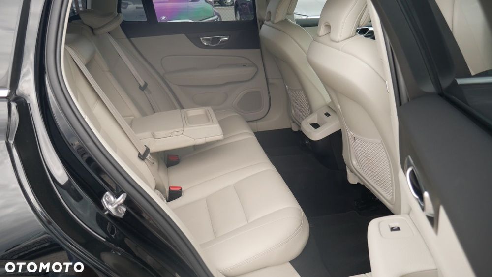 Volvo V60 - 21