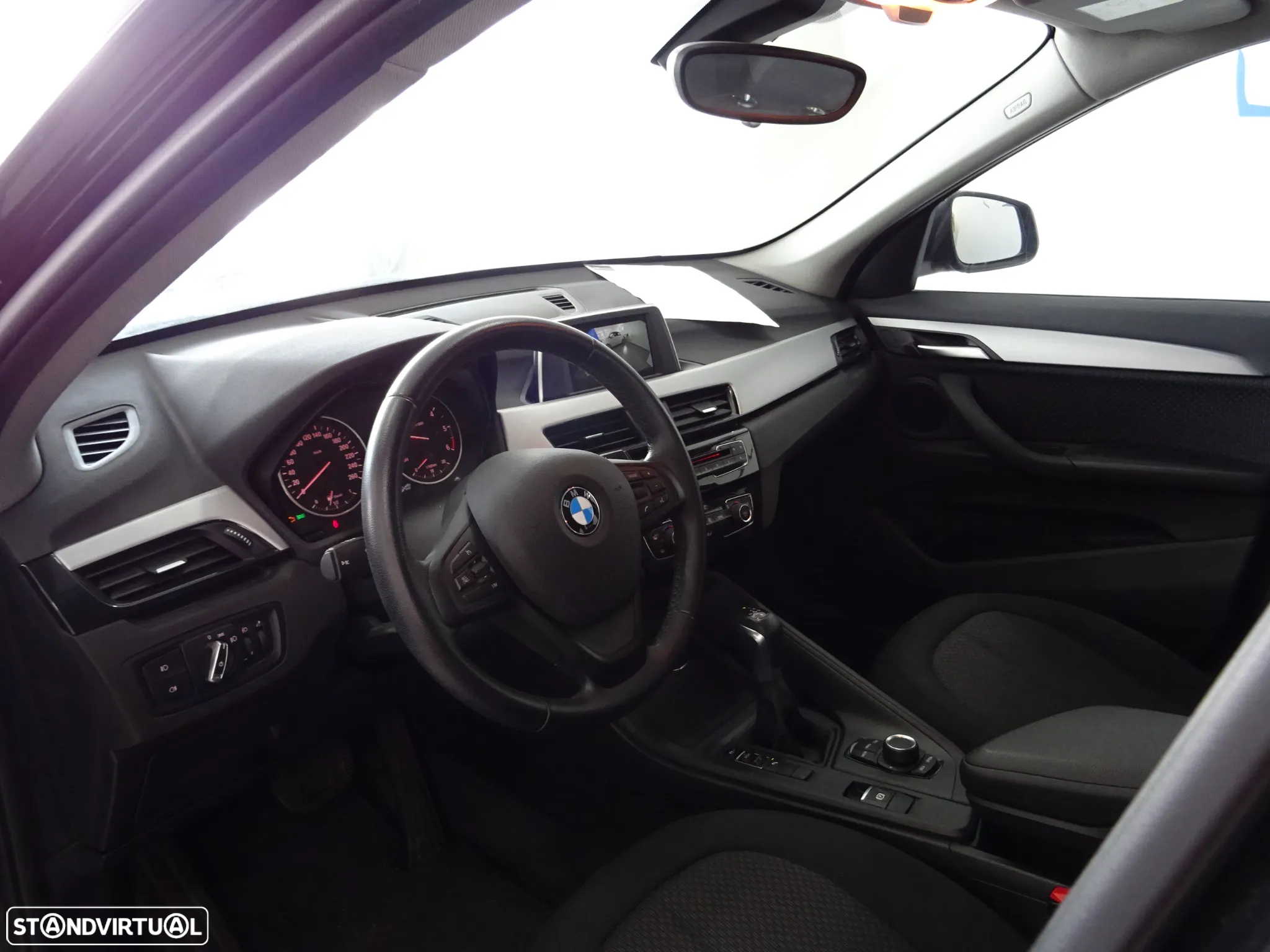 BMW X1 18 d sDrive Auto Advantage - 6