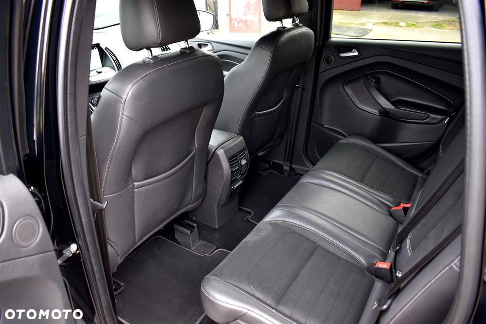 Ford Kuga 2.0 TDCi AWD ST-Line - 15