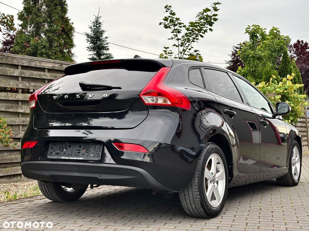 Volvo V40 D2 Momentum - 7