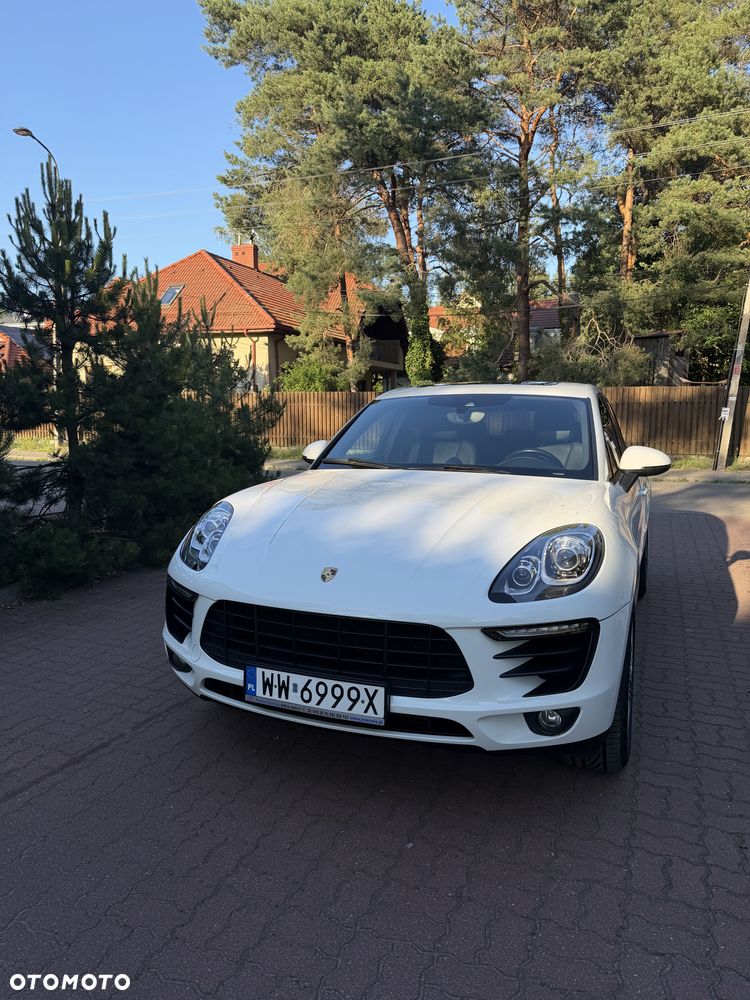 Porsche Macan Standard - 1