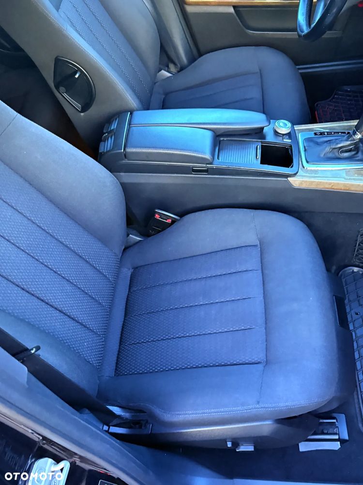 Mercedes-Benz Klasa E 250 CDI DPF BlueEFFICIENCY Automatik Elegance - 16