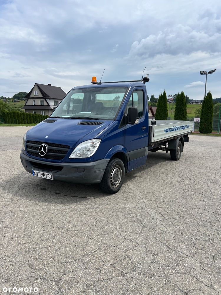 Mercedes-Benz Sprinter - 14
