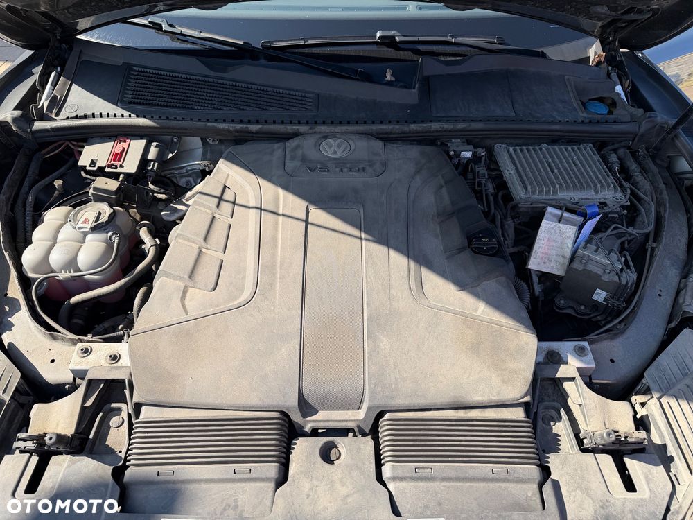 Volkswagen Touareg - 28