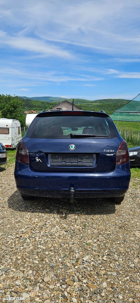 Skoda Fabia 1.2 HTP Combi Comfort - 4