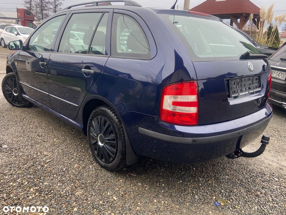 Skoda Fabia - 3