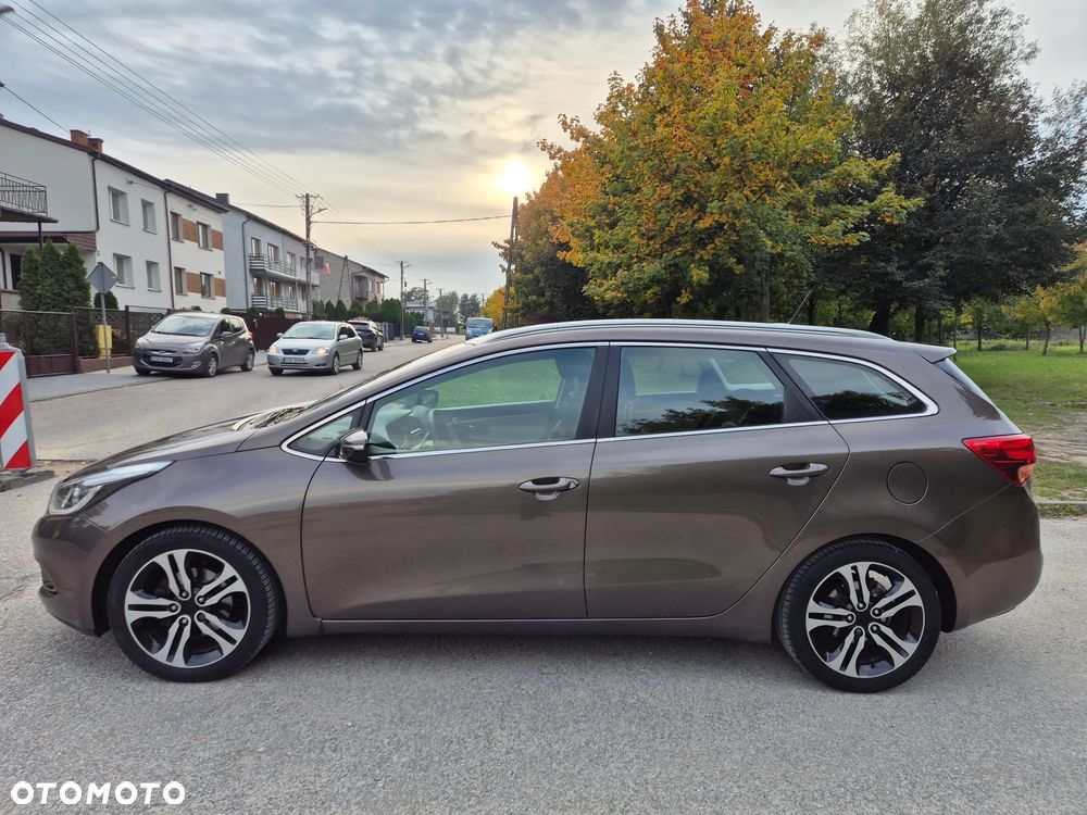 Kia Ceed Cee'd 1.6 GDI Business Line - 11