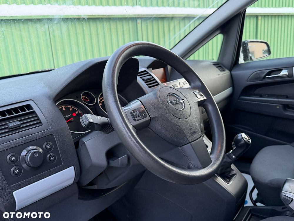 Opel Zafira - 18