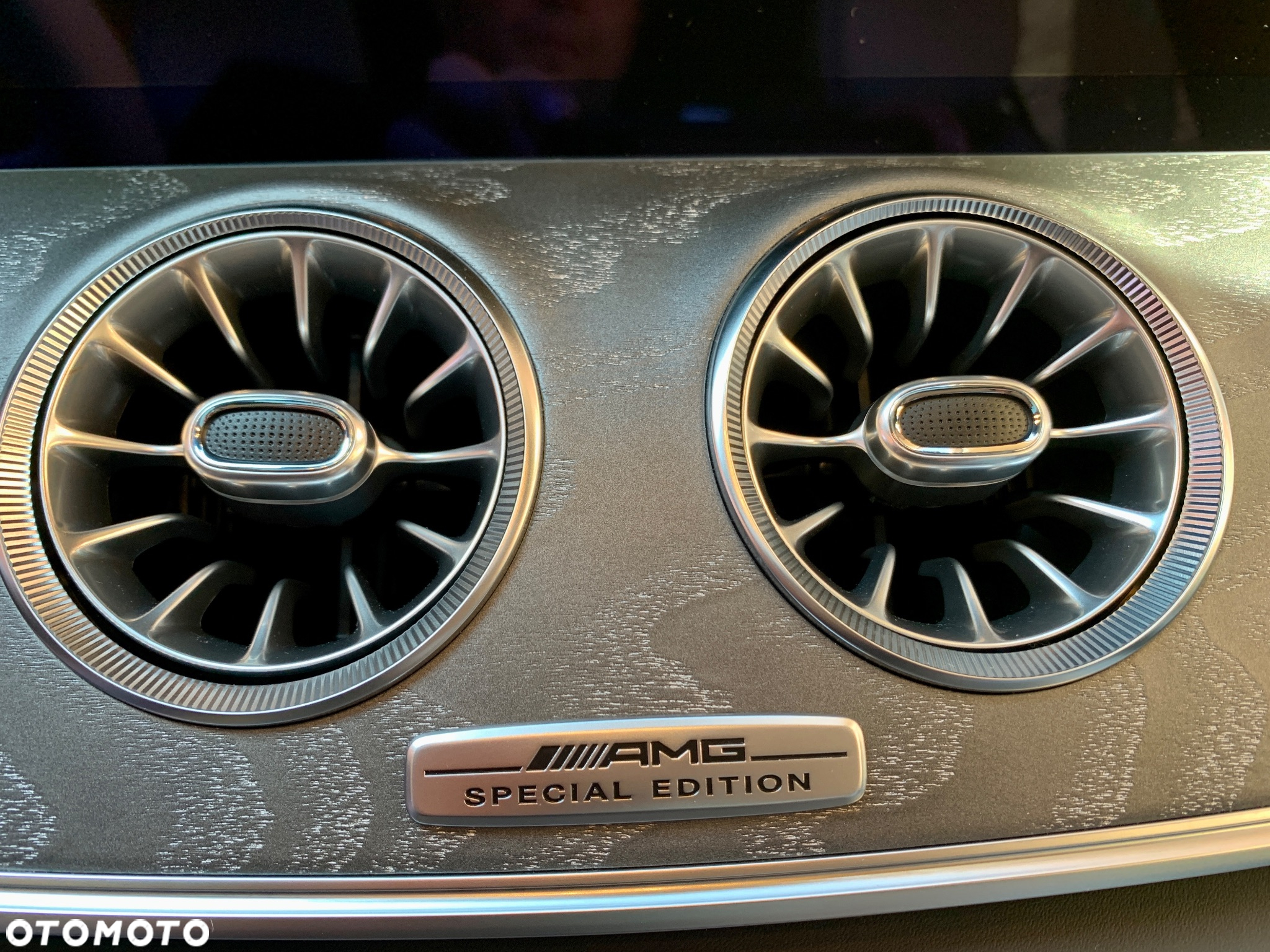 Mercedes-Benz AMG GT 53 4Matic+ Coupe Speedshift TCT 9G Sonderedition - 40