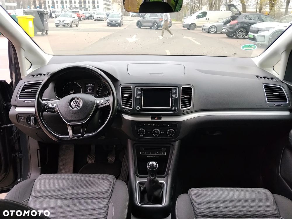 Volkswagen Sharan 2.0 TDI BMT Comfortline - 19