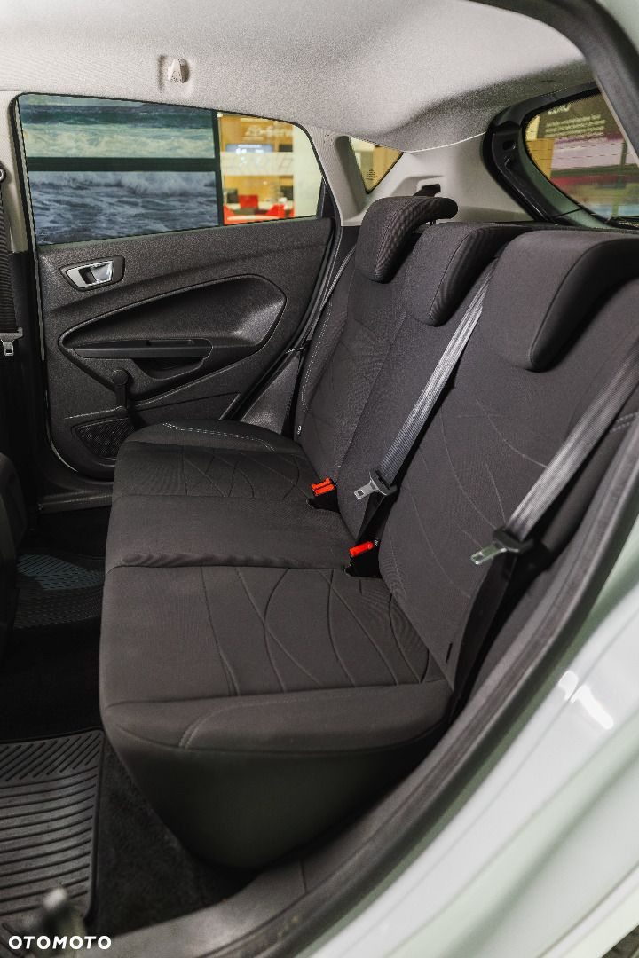 Ford Fiesta - 14