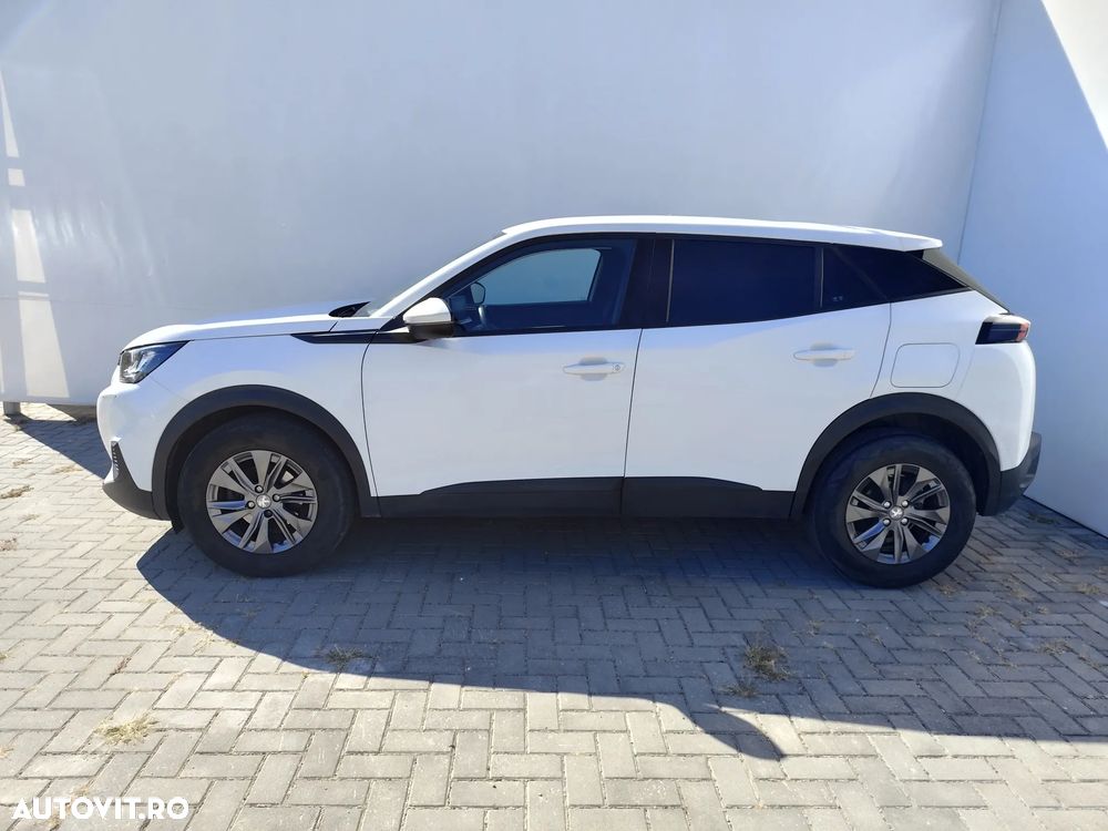 Peugeot 2008 1.2 L PureTech STT Active - 7