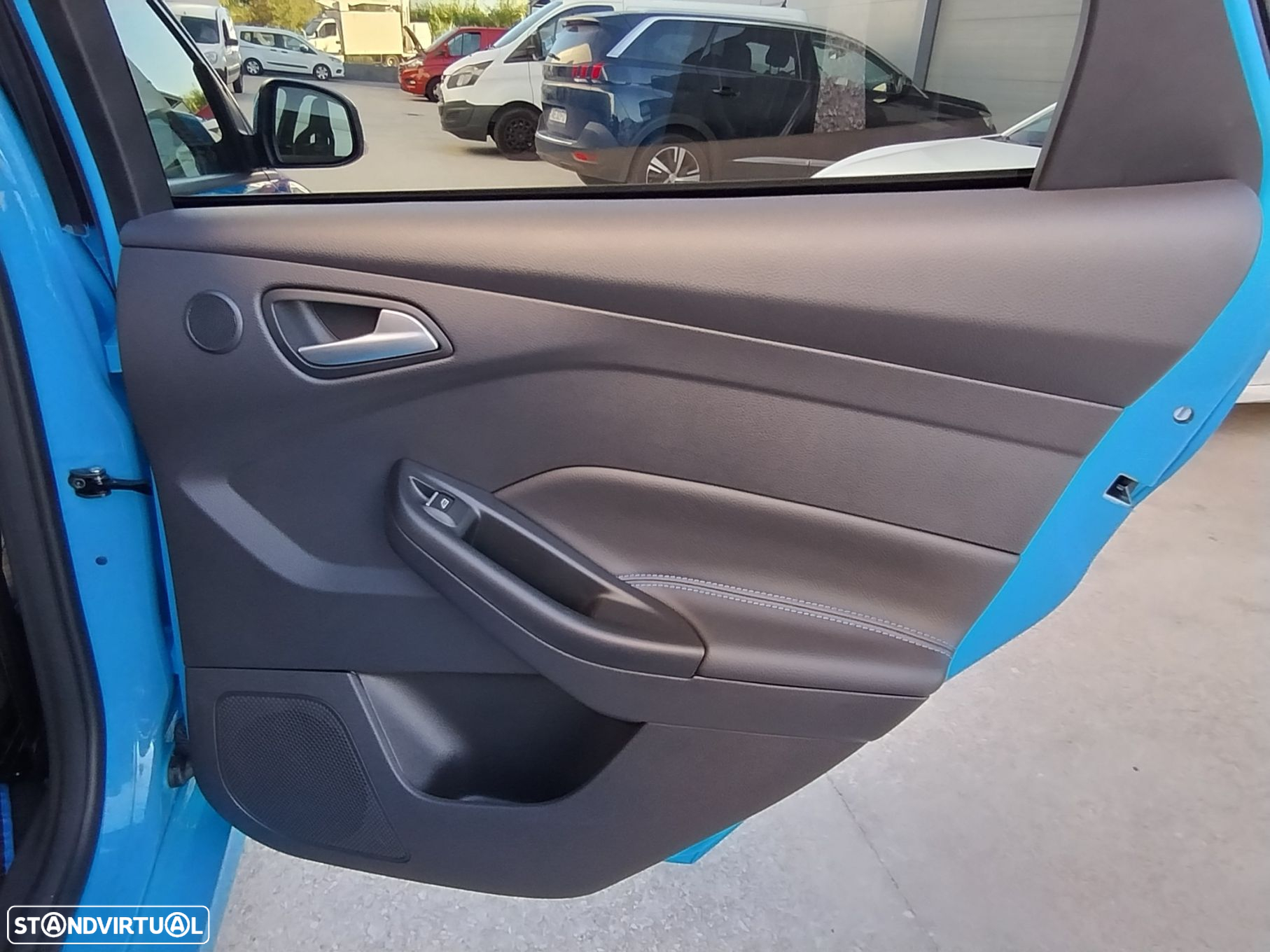 Ford Focus 2.3 EcoBoost RS - 29