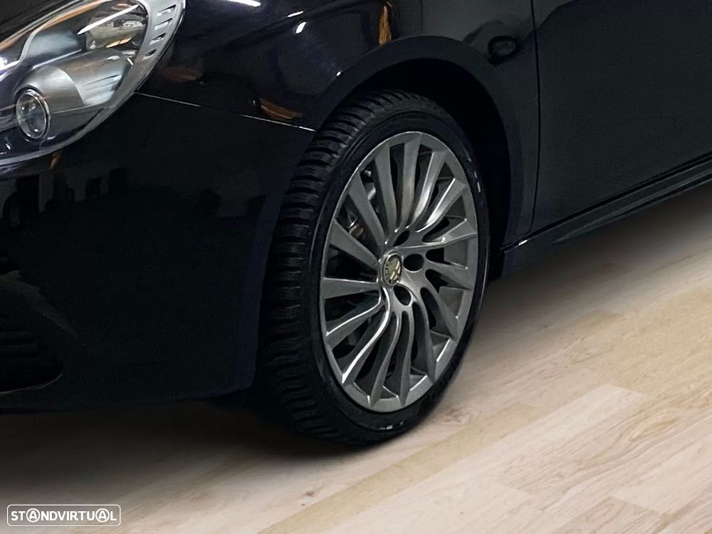 Alfa Romeo Giulietta 2.0 JTDM 16V Turismo - 6