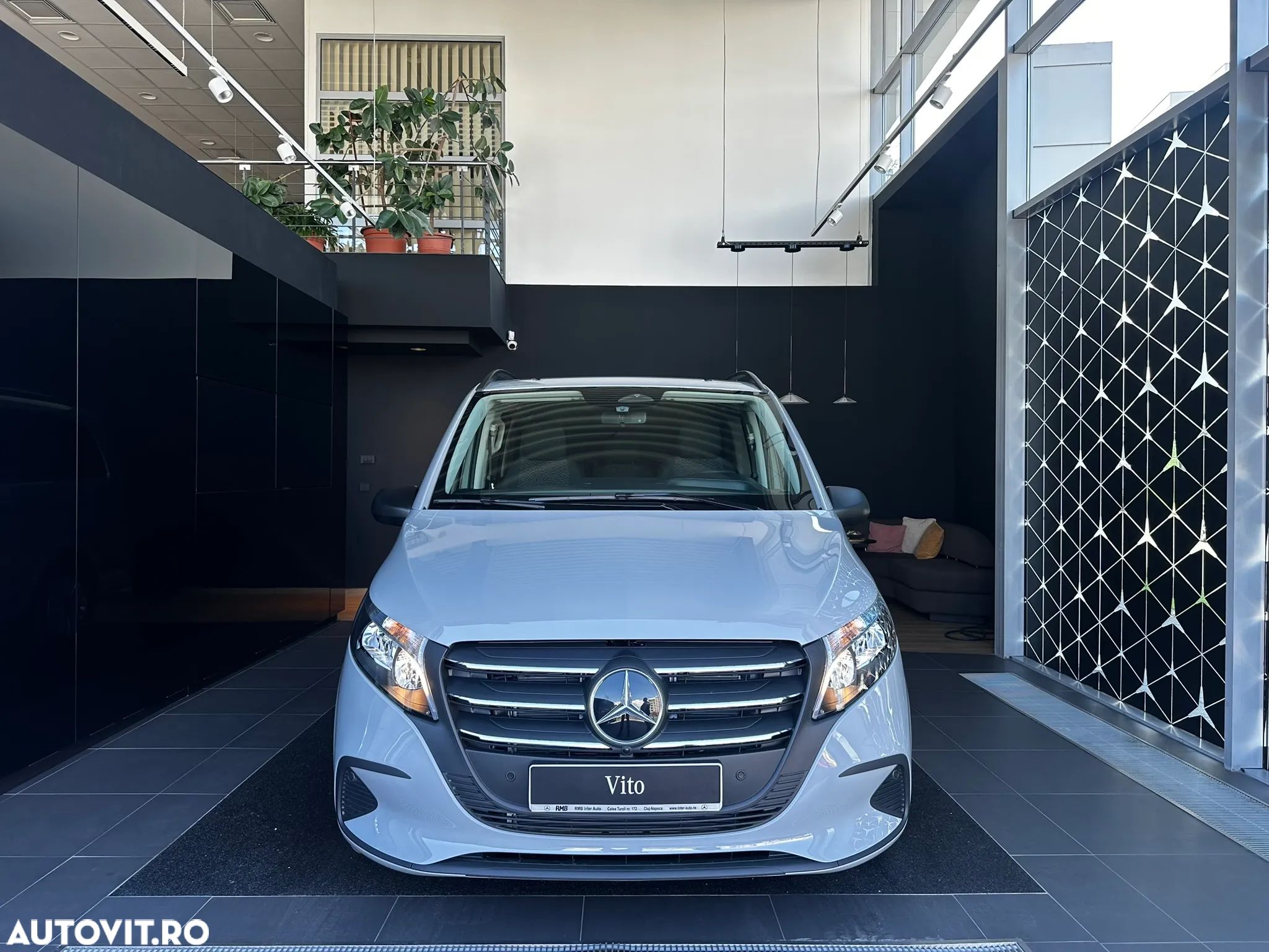 Mercedes-Benz Vito Tourer Extra-Lung 114 CDI 136CP RWD 9AT Pro - 1