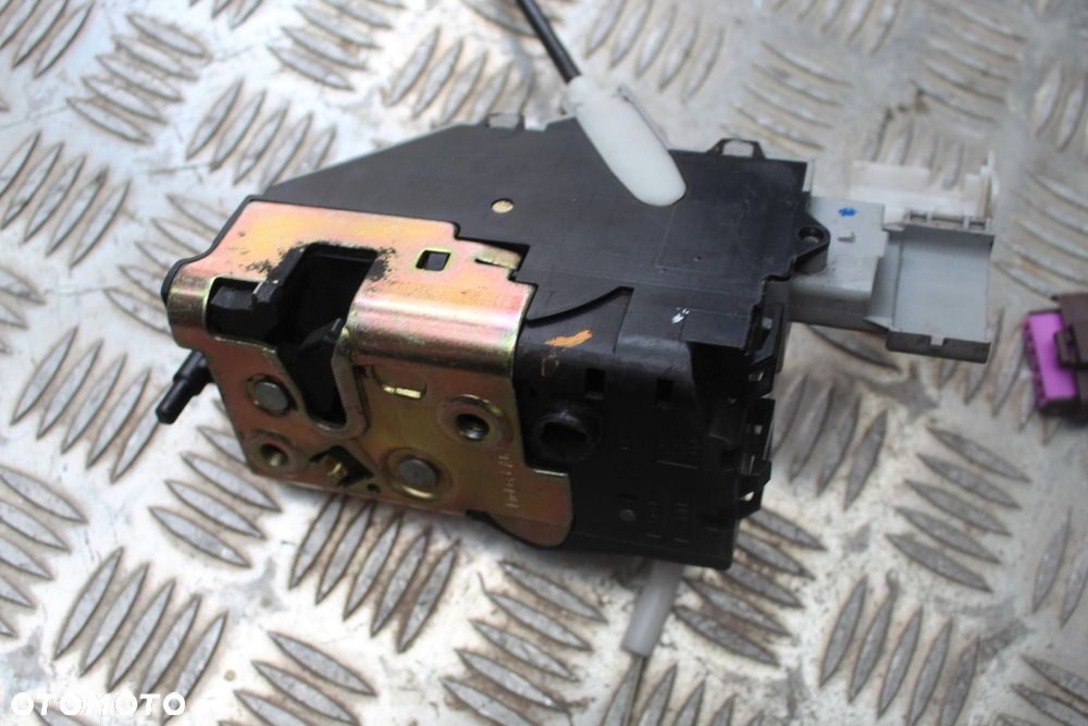 ZAMEK DRZWI LEWY TYŁ 6 PIN PEUGEOT 407 - 3