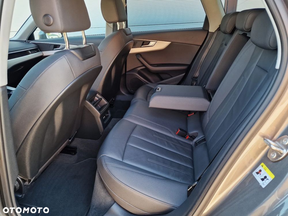 Audi A4 Avant 30 TDI mHEV S tronic - 23