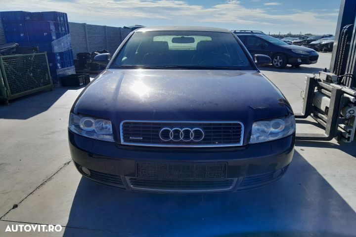Dezmembrez Audi A4 B6 [2000 - 2005] Sedan 2.5 TDI MT quattro (180 hp) - 1